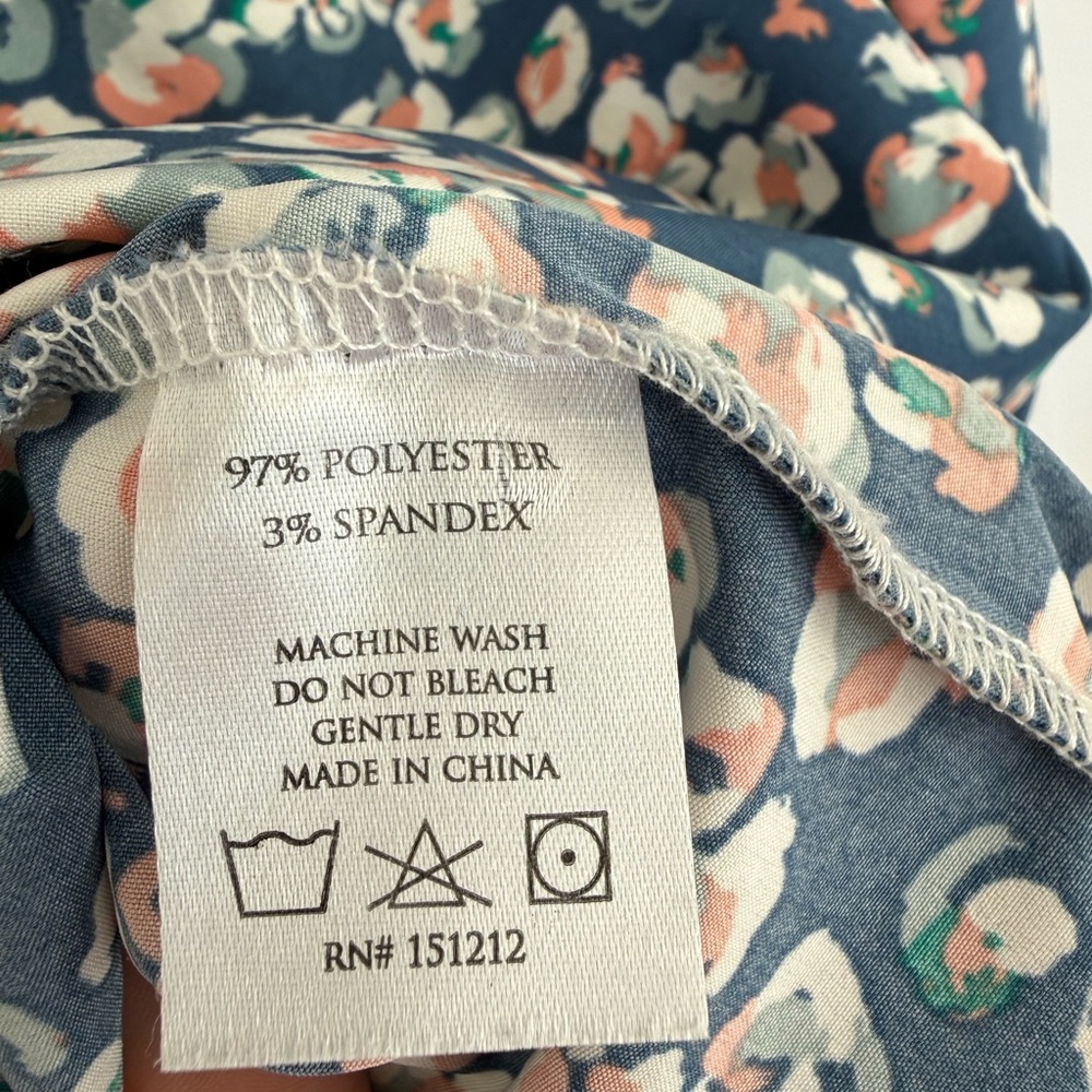 Michele McDowell Navy Floral Blouse - Picture 6 of 9